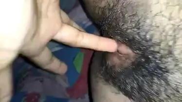 Cewek Super Cantik Ngeseks Sampai Basah Kuyup